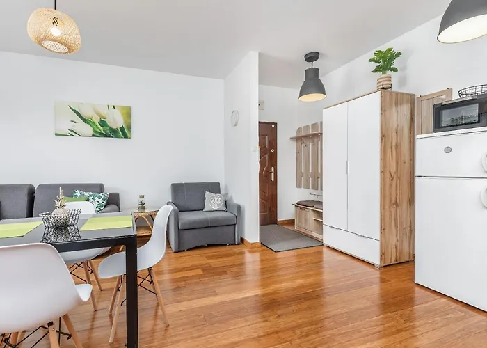 Lwowska By Renters Apartament